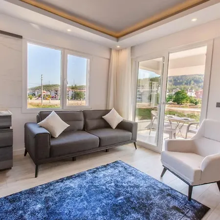 Modern And Cozy Apartment Near Fethiye